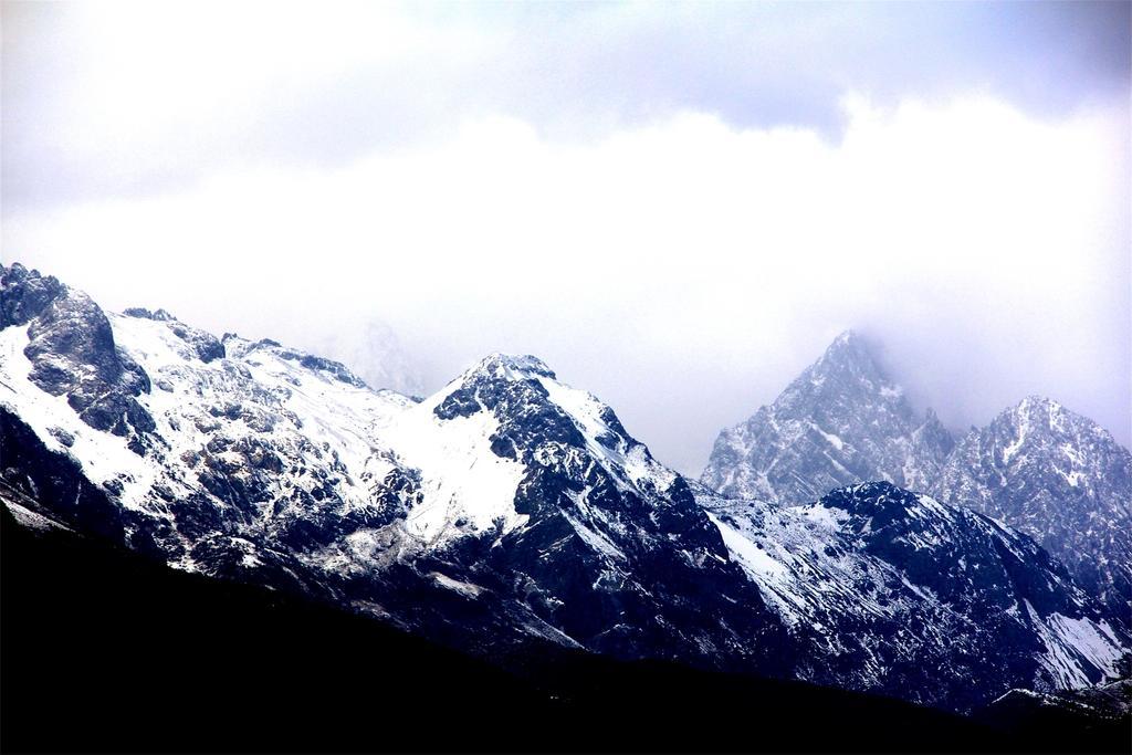 Lijiang Baisha Free Time Designed Hotel Extérieur photo