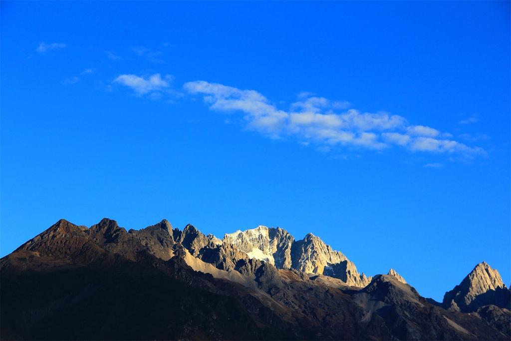 Lijiang Baisha Free Time Designed Hotel Extérieur photo